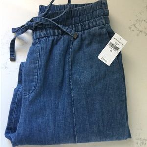 Chambray Gap pants